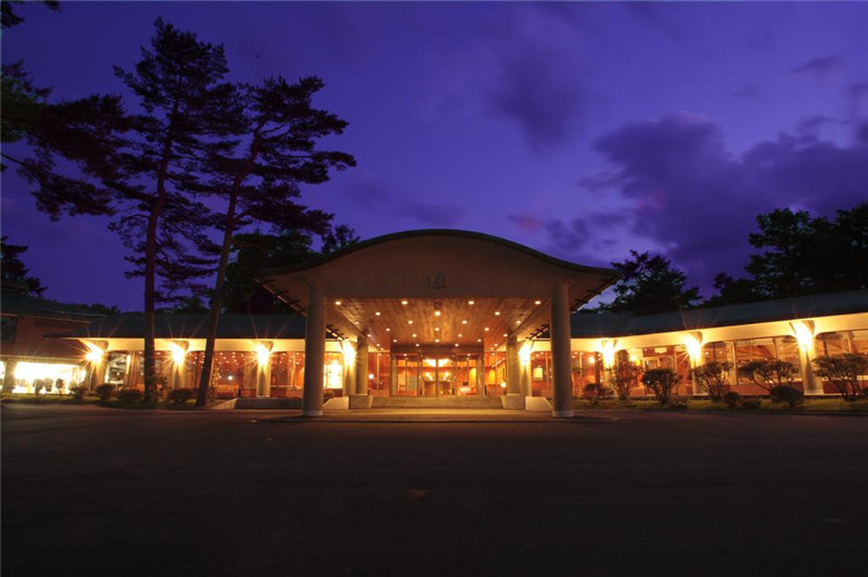 酒店夜景:外觀(guān) 酒店夜景:外觀(guān)