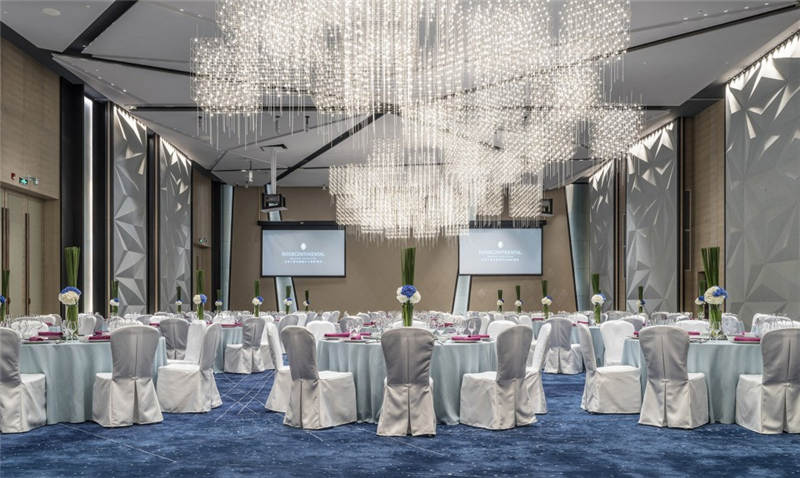 酒店宴會(huì)餐廳空間設(shè)計(jì)案例