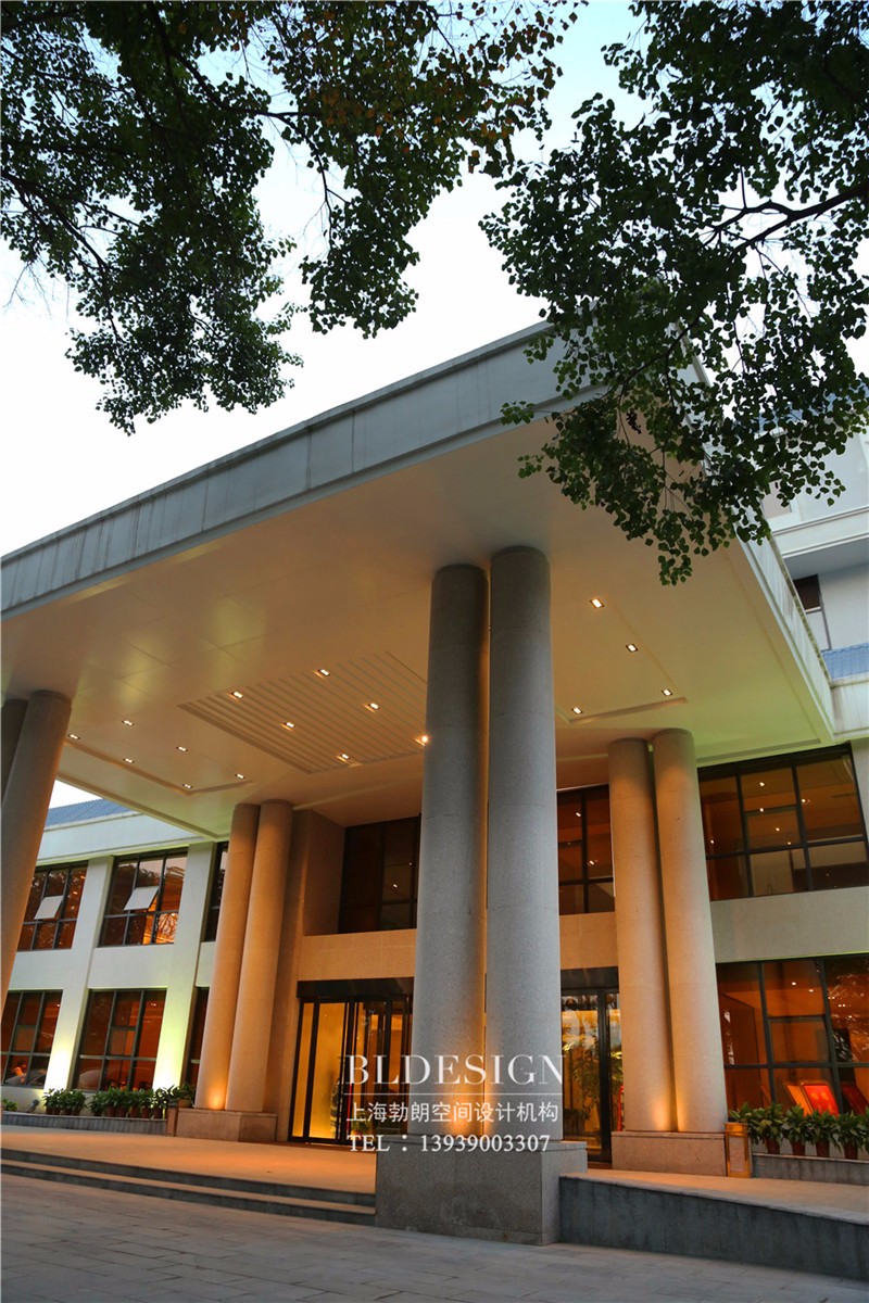 新鄉(xiāng)河師大沁園精品商務酒店設計