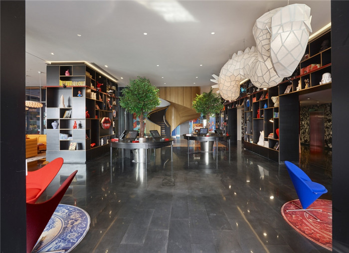 充滿活力與藝術(shù)色彩的上海citizenM精品連鎖酒店設(shè)計(jì) 充滿活力與藝術(shù)色彩的上海citizenM精品連鎖酒店設(shè)計(jì)