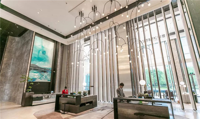 勃朗走進(jìn)杭州遠(yuǎn)洋凱賓斯基酒店 見證百年酒店變遷 勃朗走進(jìn)杭州遠(yuǎn)洋凱賓斯基酒店 見證百年酒店變遷