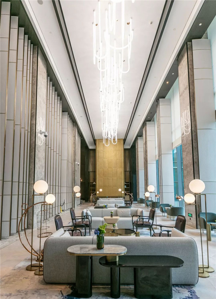 勃朗走進(jìn)杭州遠(yuǎn)洋凱賓斯基酒店 見證百年酒店變遷 勃朗走進(jìn)杭州遠(yuǎn)洋凱賓斯基酒店 見證百年酒店變遷