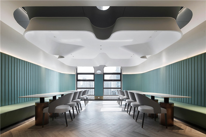 以山與海為主題的酒店大堂公區(qū)&餐廳改造設(shè)計(jì)方案