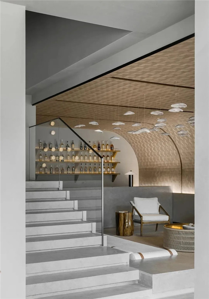 大堂吧設(shè)計-云南3000平度假酒店翻新改造設(shè)計案例 邂逅簡約之美 大堂吧設(shè)計-云南3000平度假酒店翻新改造設(shè)計案例 邂逅簡約之美