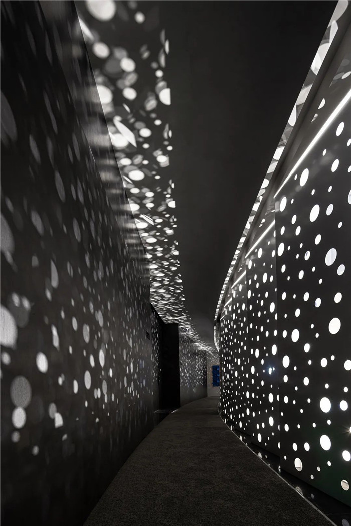 酒店客房走廊設計-以郵輪帆船為靈感的泊樂藝術(shù)精品酒店設計案例 酒店客房走廊設計-以郵輪帆船為靈感的泊樂藝術(shù)精品酒店設計案例