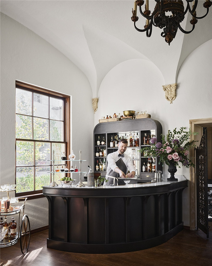 國(guó)外意大利風(fēng)格豪宅改造花園度假酒店設(shè)計(jì)案例 國(guó)外意大利風(fēng)格豪宅改造花園度假酒店設(shè)計(jì)案例