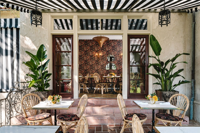 國(guó)外意大利風(fēng)格豪宅改造花園度假酒店設(shè)計(jì)案例 國(guó)外意大利風(fēng)格豪宅改造花園度假酒店設(shè)計(jì)案例