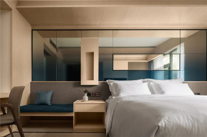 非標(biāo)準(zhǔn)化五星級酒店酒店客房升級改造設(shè)計案例 非標(biāo)準(zhǔn)化五星級酒店酒店客房升級改造設(shè)計案例