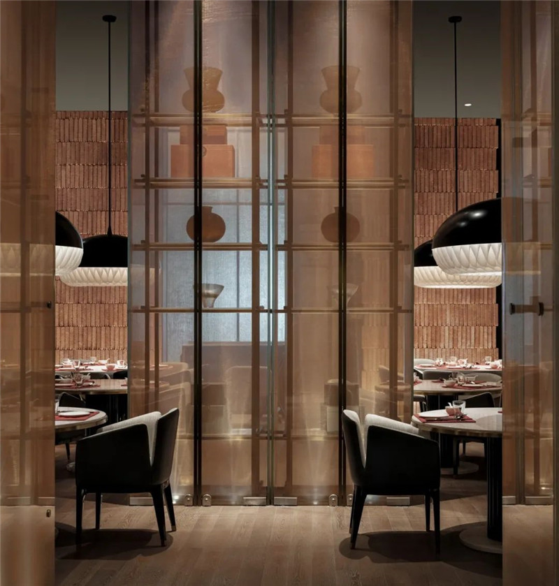 酒店中餐廳設(shè)計-皇冠假日酒店首家時尚年輕化五星級酒店設(shè)計賞析 酒店中餐廳設(shè)計-皇冠假日酒店首家時尚年輕化五星級酒店設(shè)計賞析
