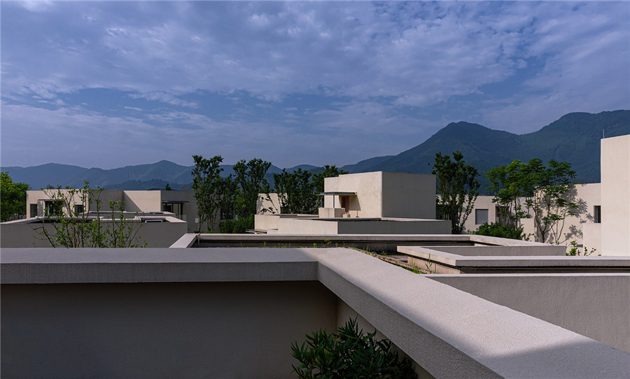 原木色無風(fēng)格酒店設(shè)計 沂水花間堂精品酒店設(shè)計賞析 原木色無風(fēng)格酒店設(shè)計 沂水花間堂精品酒店設(shè)計賞析