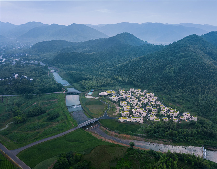 原木色無風(fēng)格酒店設(shè)計 沂水花間堂精品酒店設(shè)計賞析 原木色無風(fēng)格酒店設(shè)計 沂水花間堂精品酒店設(shè)計賞析