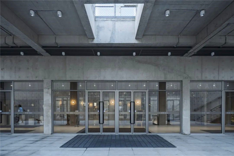 阿那亞“犬舍”旅館設(shè)計 大境設(shè)計專業(yè)酒店設(shè)計公司