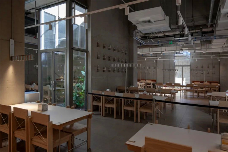 阿那亞“犬舍”旅館設(shè)計 大境設(shè)計專業(yè)酒店設(shè)計公司