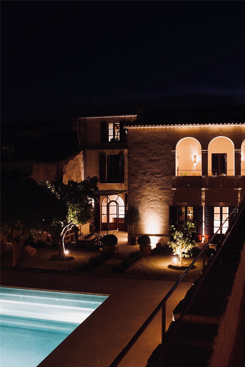 別墅改造成民宿 Camp Roig 31精品民宿設(shè)計(jì)賞析 別墅改造成民宿 Camp Roig 31精品民宿設(shè)計(jì)賞析