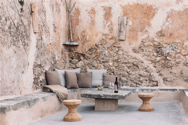 別墅改造成民宿 Camp Roig 31精品民宿設(shè)計(jì)賞析 別墅改造成民宿 Camp Roig 31精品民宿設(shè)計(jì)賞析