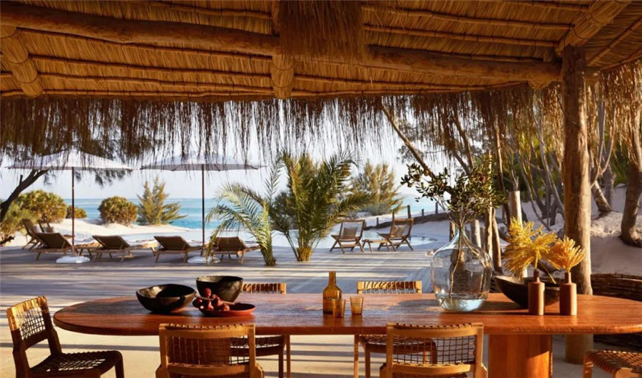 3萬五一晚的Kisawa Sanctuary度假酒店餐廳設(shè)計(jì)賞析 3萬五一晚的Kisawa Sanctuary度假酒店餐廳設(shè)計(jì)賞析