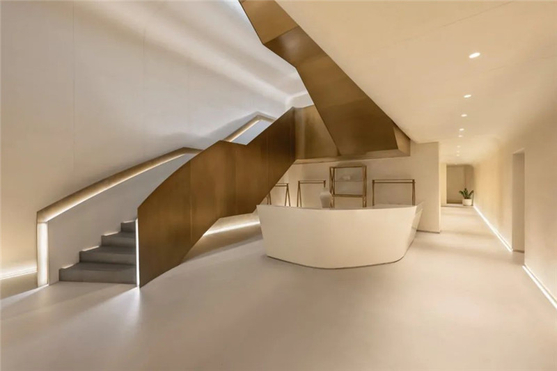 迪拜棕櫚塔AURA SKYPOOL度假酒店設(shè)計賞析 迪拜棕櫚塔AURA SKYPOOL度假酒店設(shè)計賞析