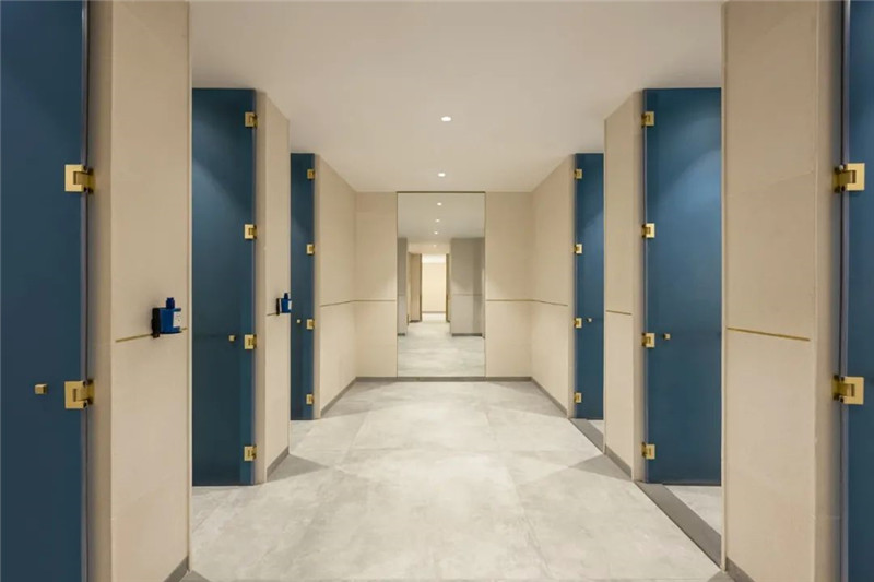 迪拜棕櫚塔AURA SKYPOOL度假酒店設(shè)計賞析 迪拜棕櫚塔AURA SKYPOOL度假酒店設(shè)計賞析