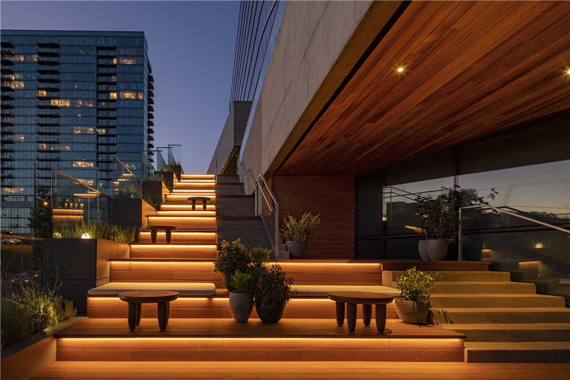 以當?shù)匚幕癁殪`感的納什維爾W酒店翻新改造設計 以當?shù)匚幕癁殪`感的納什維爾W酒店翻新改造設計