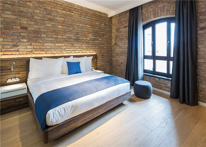 國外老磨坊精致工業(yè)風酒店翻新改造設計方案 國外老磨坊精致工業(yè)風酒店翻新改造設計方案