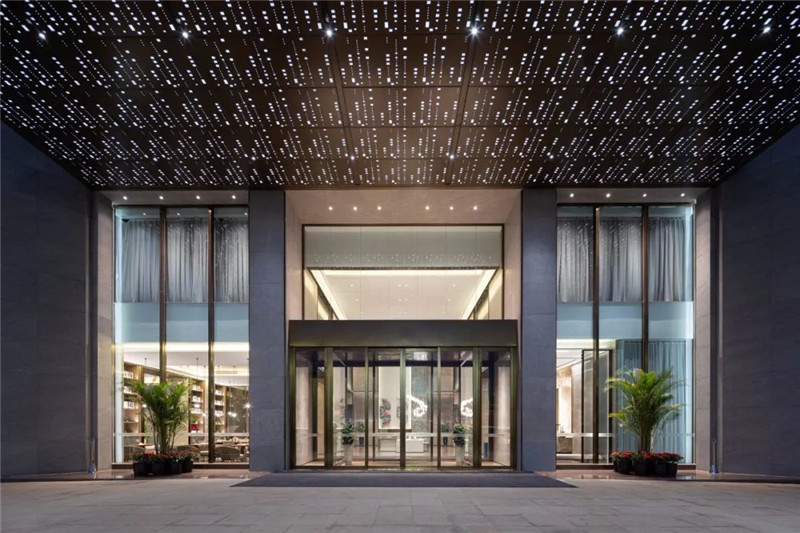 以珠寶為主題的眾恒隆國際酒店設(shè)計賞析 以珠寶為主題的眾恒隆國際酒店設(shè)計賞析