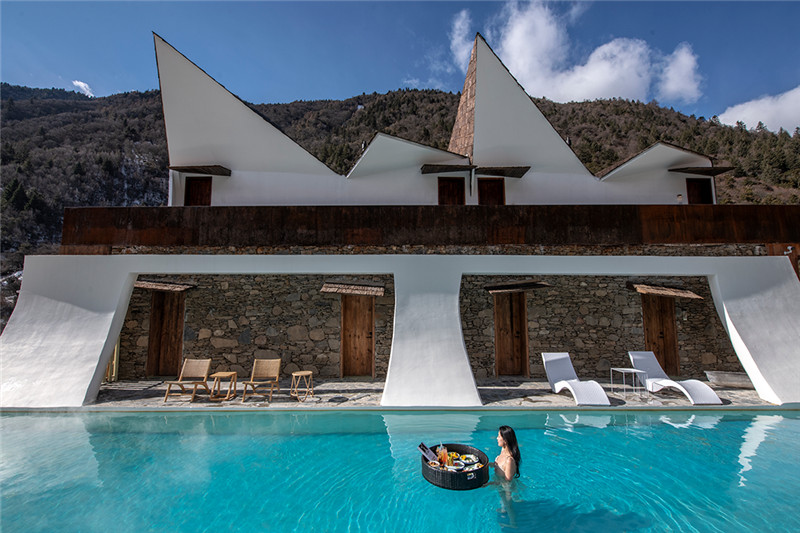 四川康定RGB特色野奢溫泉民宿改造設(shè)計(jì) 四川康定RGB特色野奢溫泉民宿改造設(shè)計(jì)