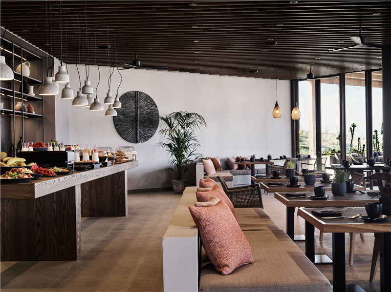 以自然為媒  希臘巖漿度假酒店及水療中心設(shè)計(jì)