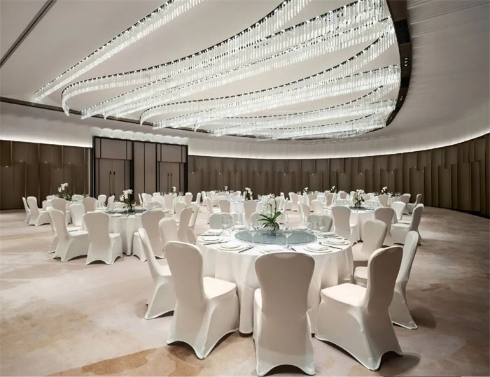 以海島為主題的上海滴水湖洲際豪華度假酒店設(shè)計(jì) 以海島為主題的上海滴水湖洲際豪華度假酒店設(shè)計(jì)