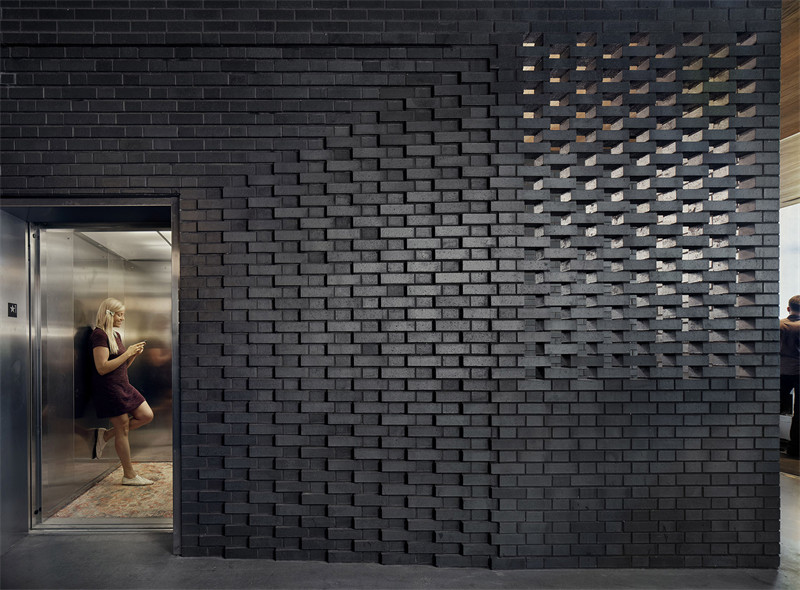 迎合社區(qū)年輕化  奧斯汀ARRIVE酒店翻新改造設(shè)計(jì)