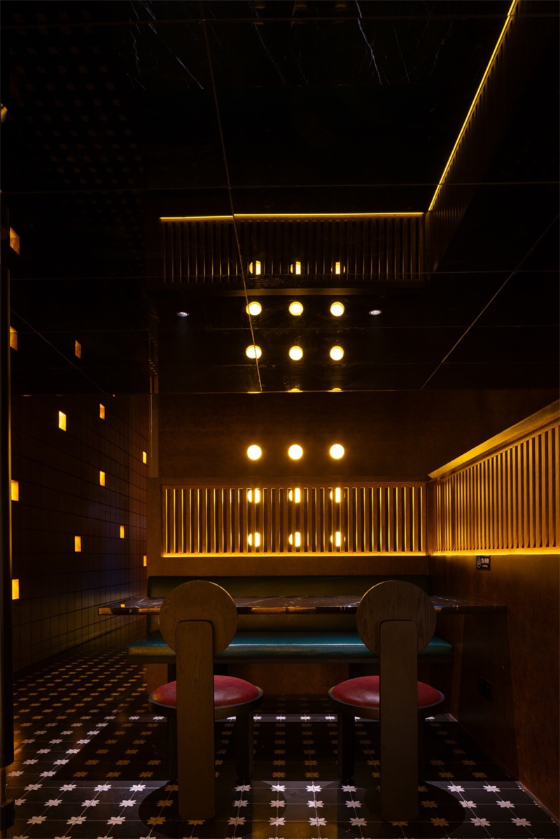 長沙老九門肆月叁日酒店改造設(shè)計(jì)案例 長沙老九門肆月叁日酒店改造設(shè)計(jì)案例