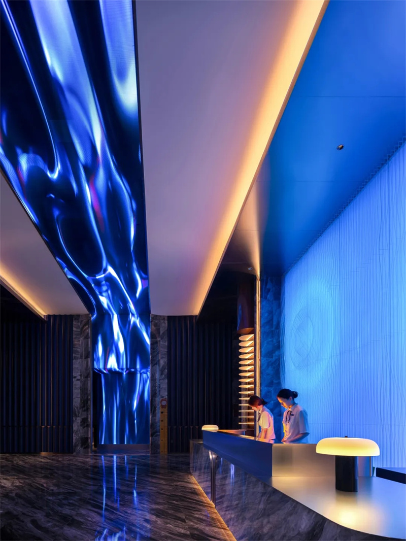 專(zhuān)為年輕人打造的前衛(wèi)科幻藝術(shù)湯泉洗浴設(shè)計(jì)案例 專(zhuān)為年輕人打造的前衛(wèi)科幻藝術(shù)湯泉洗浴設(shè)計(jì)案例