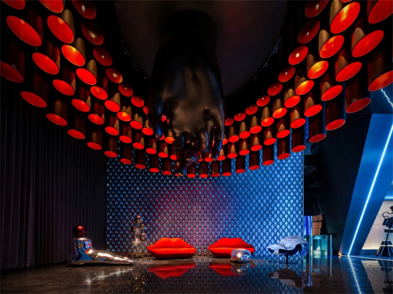 專(zhuān)為年輕人打造的前衛(wèi)科幻藝術(shù)湯泉洗浴設(shè)計(jì)案例 專(zhuān)為年輕人打造的前衛(wèi)科幻藝術(shù)湯泉洗浴設(shè)計(jì)案例