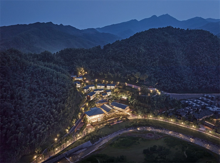 依山傍水 明月川 ? 云孚里云宿溫泉酒店設(shè)計方案 依山傍水 明月川 ? 云孚里云宿溫泉酒店設(shè)計方案